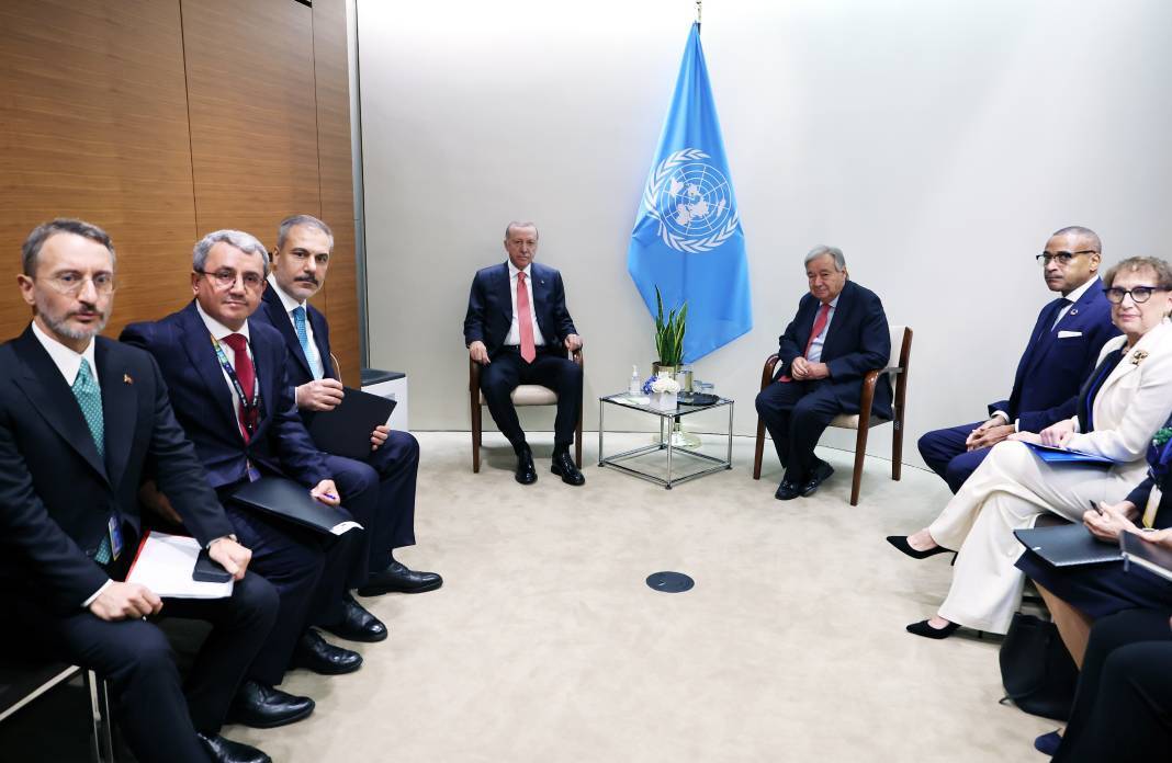 Cumhurbaşkanı Erdoğan'dan New York Türkevi'nde yoğun diplomasi 39